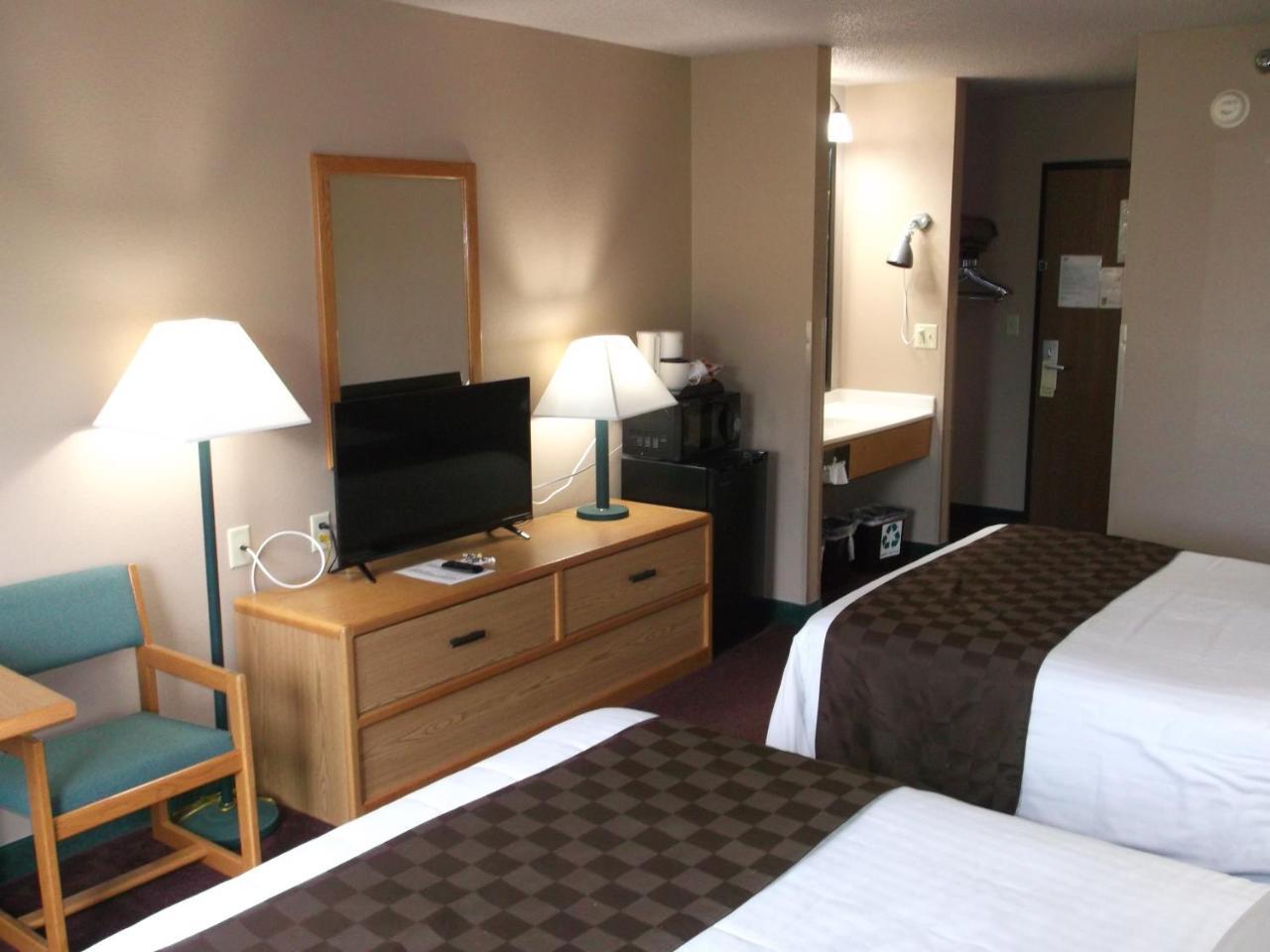 De Smet Super Deluxe Inn & Suites Exteriér fotografie