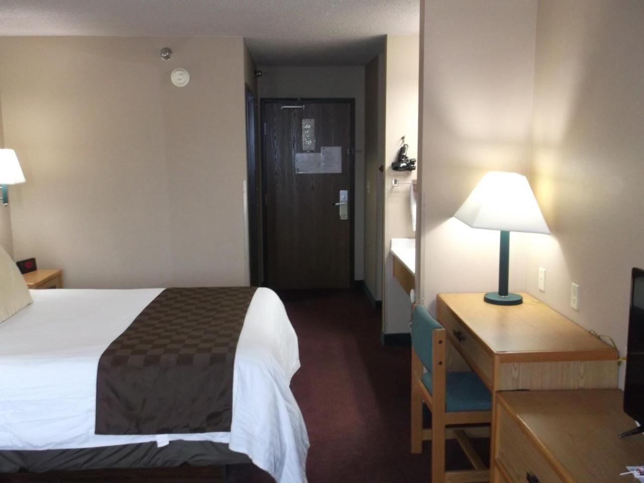 De Smet Super Deluxe Inn & Suites Exteriér fotografie
